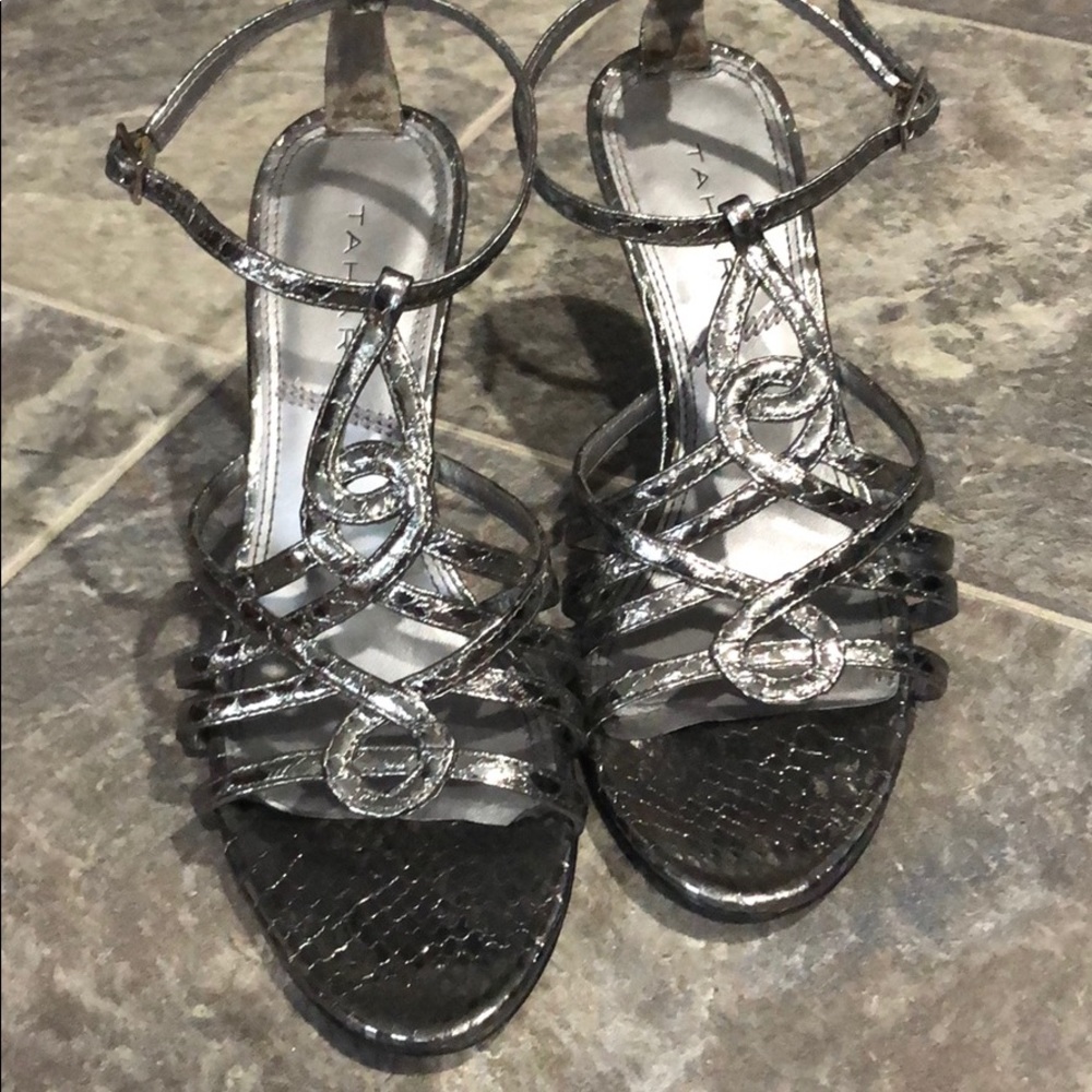 Tahari Heels